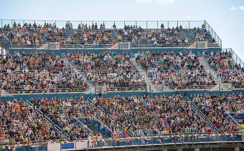 熊猫app官方网站百度众测国家足球二级运动员李春雨的职业生涯和成就